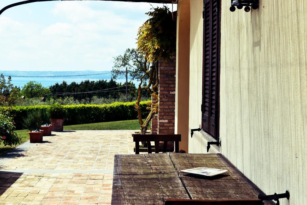 La Cavetta Country House Тревиняно Романо Екстериор снимка